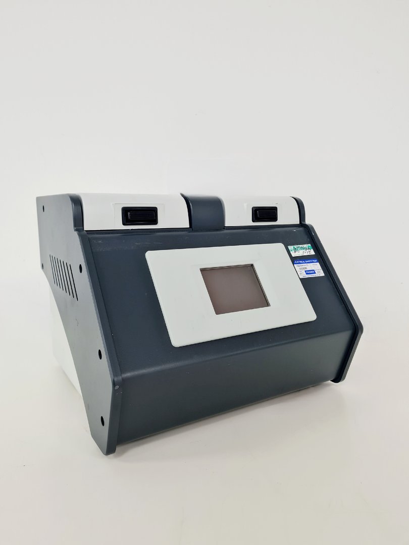 Image of G-STORM Thermal Cycler GS00482 Lab