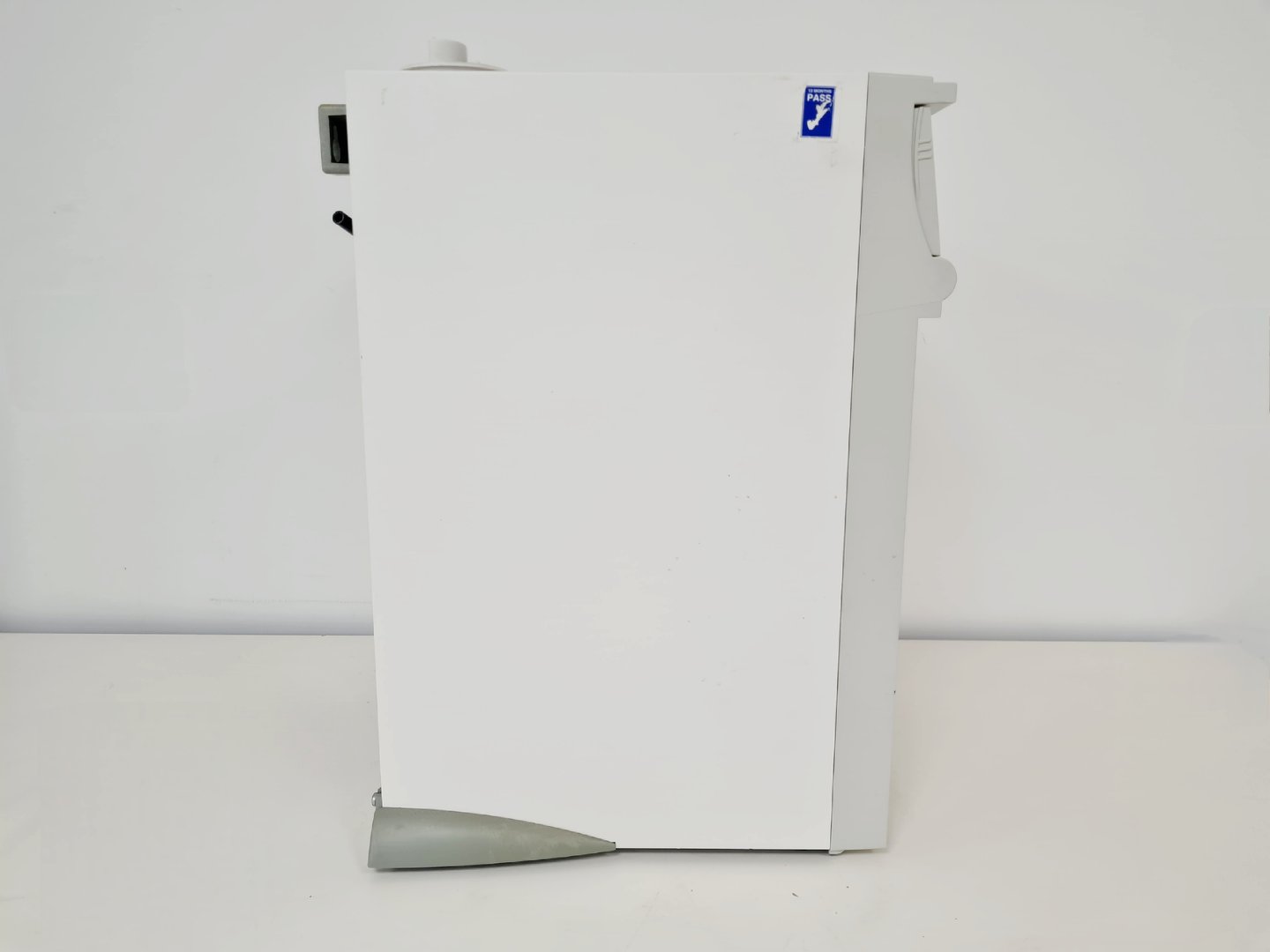 Image of Millipore Elix 5 Water Purification System + Sanitation Module Lab