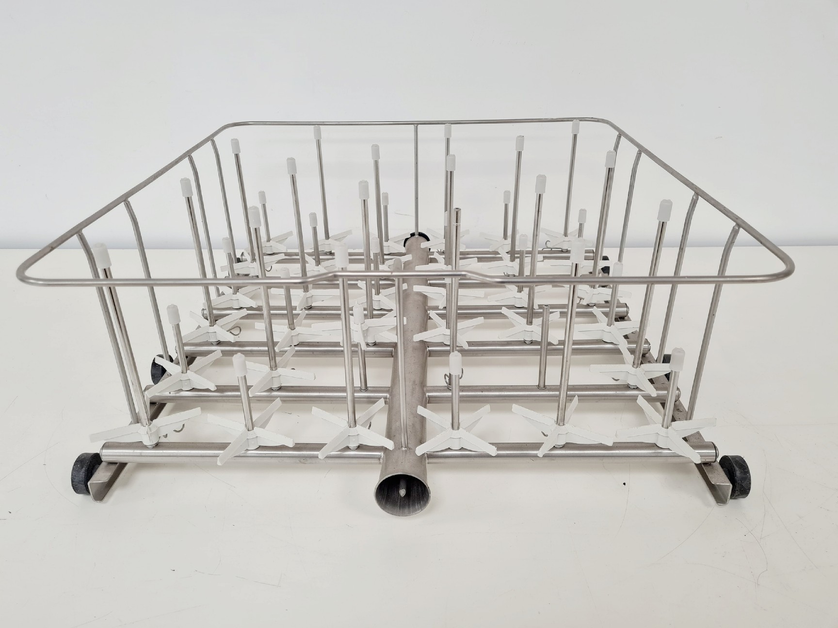 Image of Lot Of Glassware Racking For Laboratory Lancer Dishwasher
