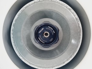 Thumbnail image of Hettich Mikro 185 Benchtop Microcentrifuge W/ 13000rpm Rotor Spares/Repairs