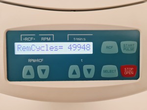 Thumbnail image of Hettich Mikro 185 Benchtop Microcentrifuge with 13300rpm Rotor Lab