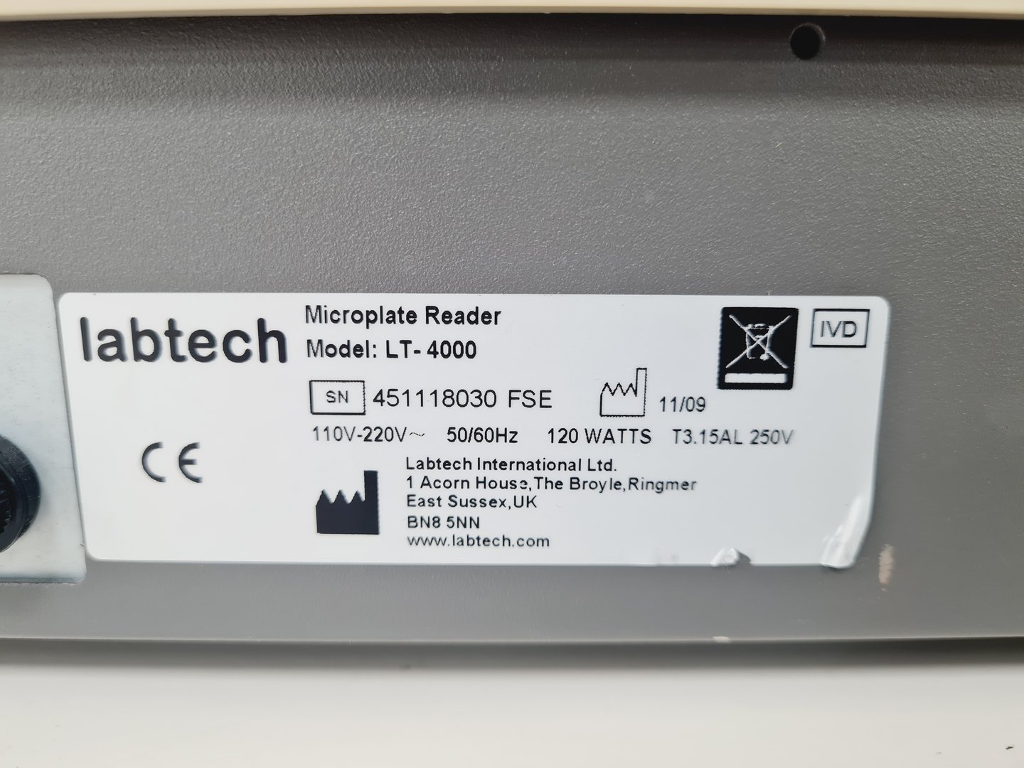 Labtech LT-4000 Microplate Reader Lab