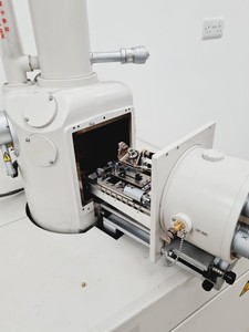 Thumbnail image of Hitachi S3000H SEM Scanning Electron Microscope Lab