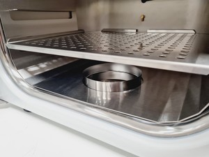 Thumbnail image of Thermo Scientific Midi 40 3404 CO2 Benchtop Laboratory Incubator Lab