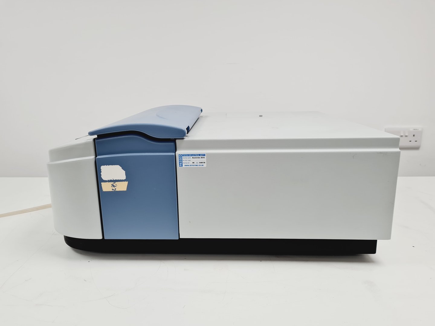 Image of Secomam UVIKON XS UV/VIS Spectrometer Lab