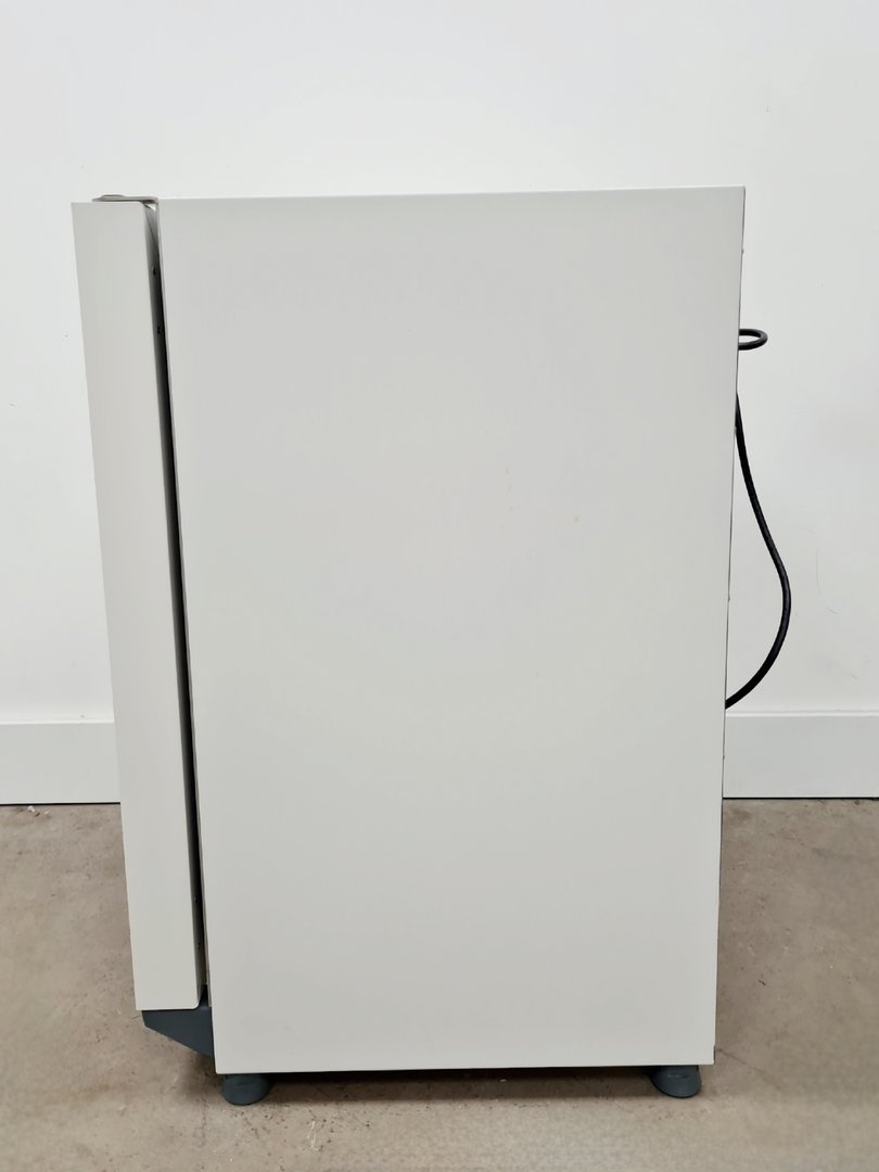 Image of Thermo Scientific Fisherbrand 105L Oven 230V