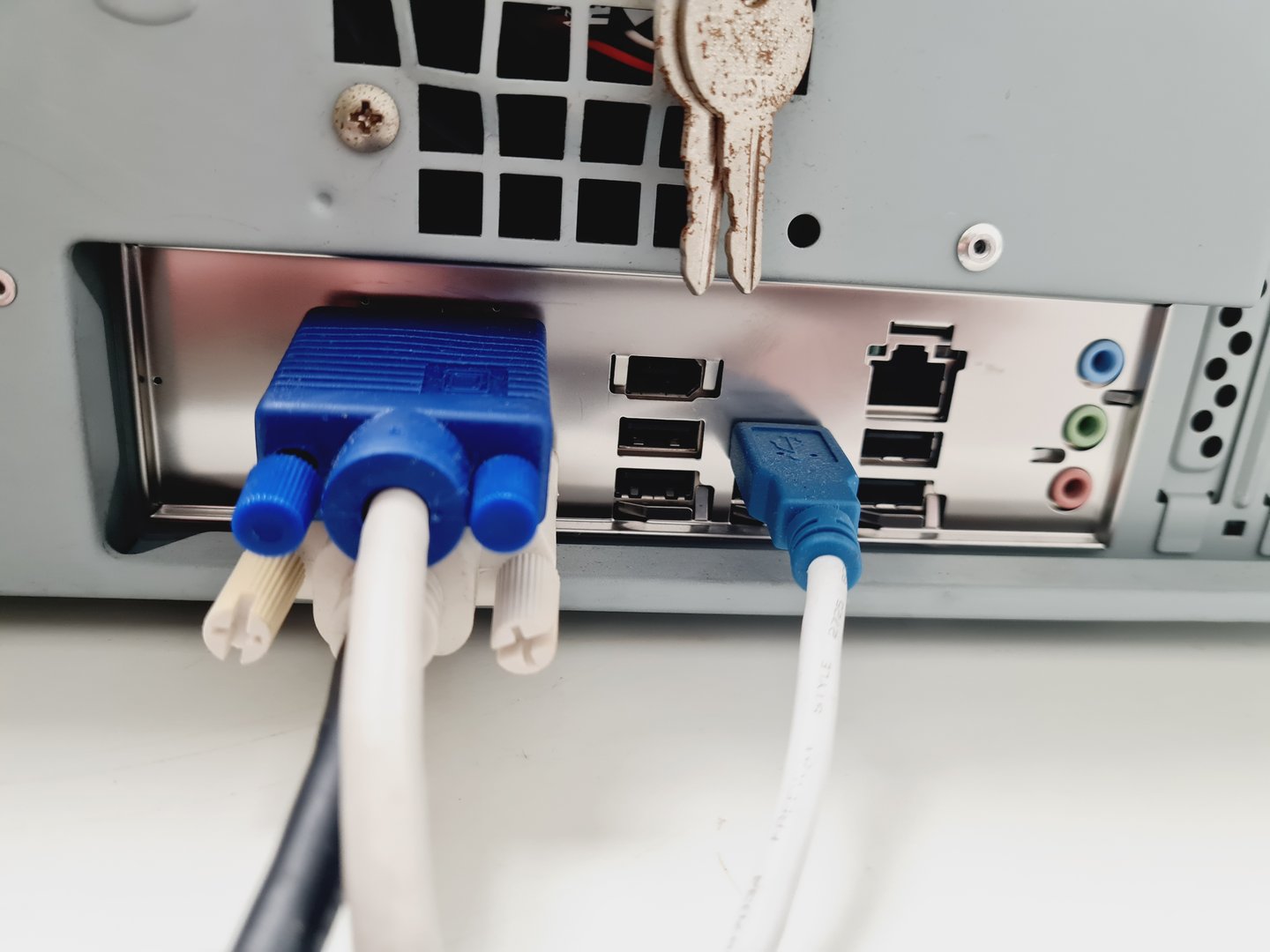 Image of Syngene Chemi Genius 2 BIO Imaging System with PC & GeneSnap Software