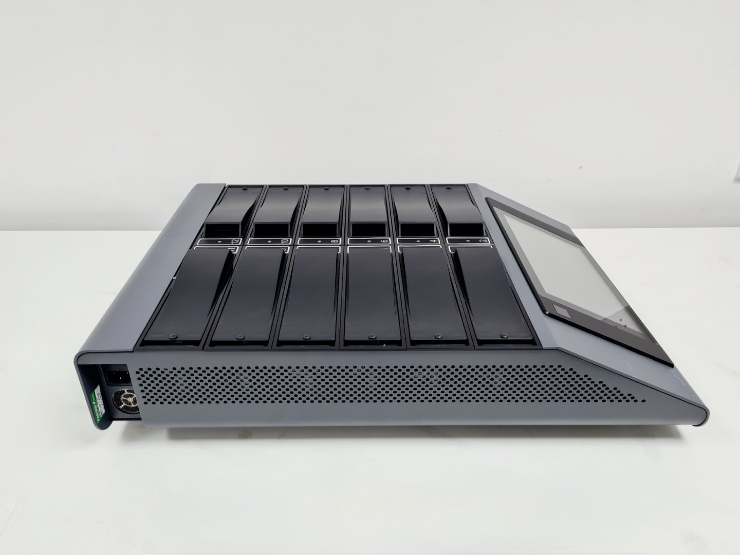 Image of OptiGene LTD Genie HT Molecular Diagnostic Equipment