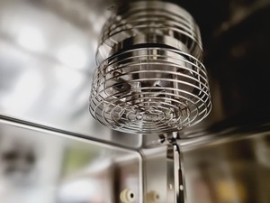 Thumbnail image of Kendro Heraeus HERAcell 150 CO2 Laboratory Incubator Lab