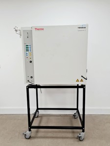 Image of Thermo Scientific Heraeus Cytoperm 2 CO2 Incubator Lab