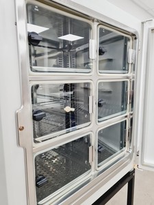 Thumbnail image of Thermo Scientific Heraeus Cytoperm 2 CO2 Incubator Lab