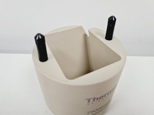 Thumbnail image of 12 x Thermo Scientific Centrifuge Bucket Adapters - 75003638 - 75003719 - 