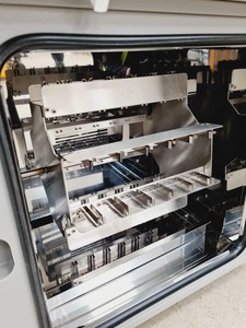Thumbnail image of Agilent G2545A Microarray Hybridization Oven  Lab
