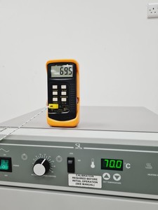 Thumbnail image of Agilent G2545A Microarray Hybridization Oven  Lab