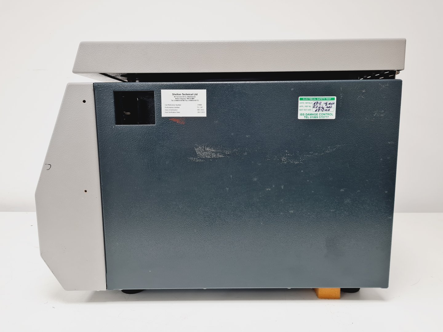 Image of Jouan B4i Benchtop Centrifuge with S40 and AB 2.14 Rotors Lab