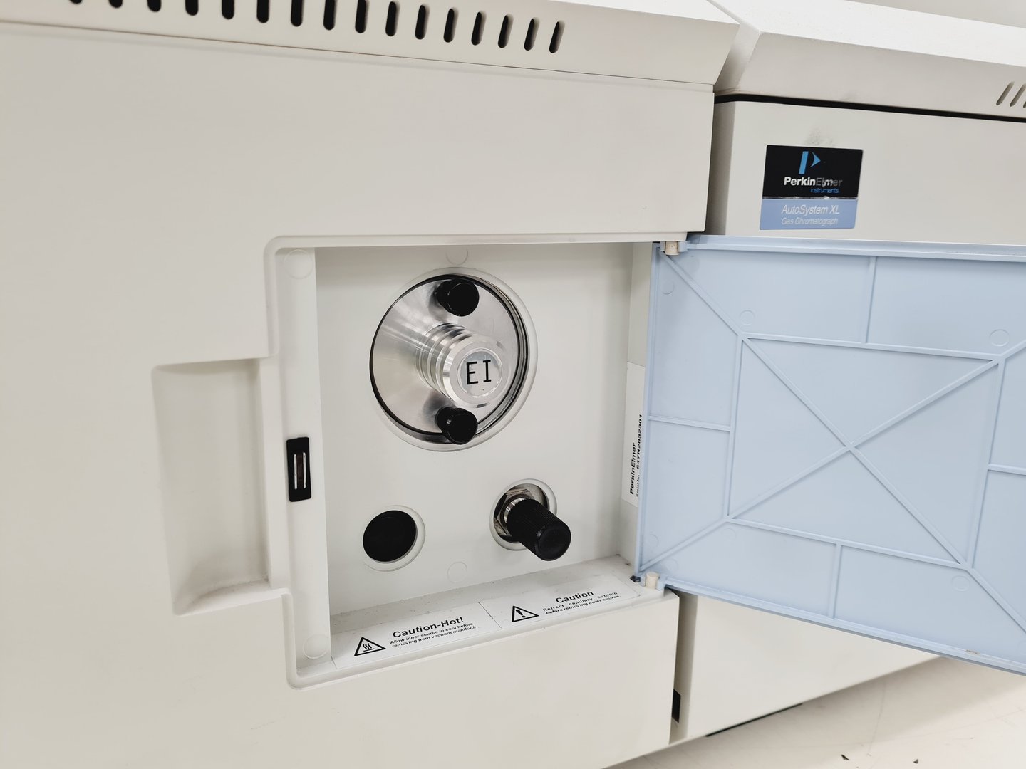 Image of Perkin Elmer TurboMass Gold AutoSystem XL GC-MS System & Accessories Lab