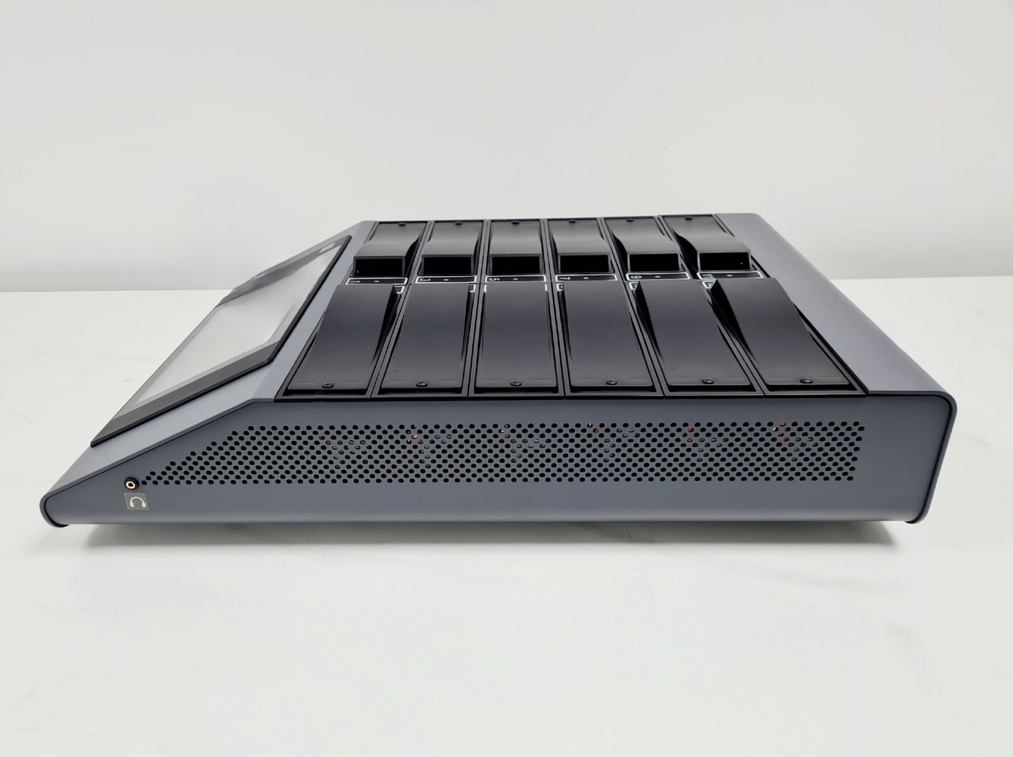 Image of OptiGene LTD Genie HT Molecular Diagnostic Equipment