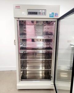 Thumbnail image of Sanyo MCO-80IC CO2 Incubator Lab