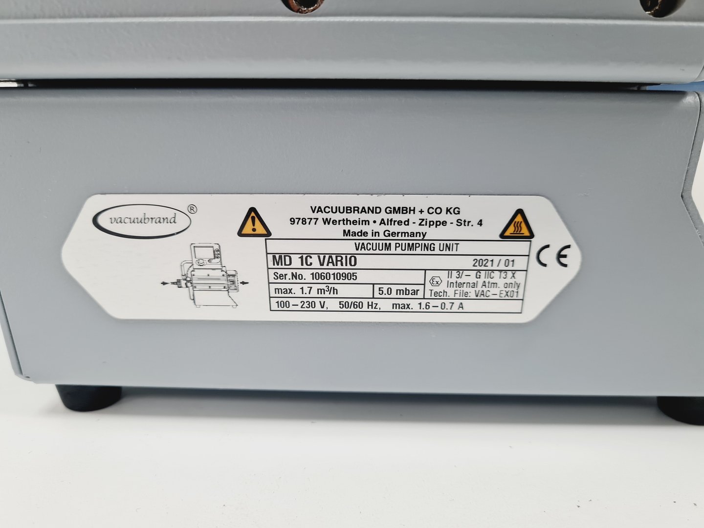 Image of Vacuubrand MD1C Vario Pump with CVC 3000 Controller Lab