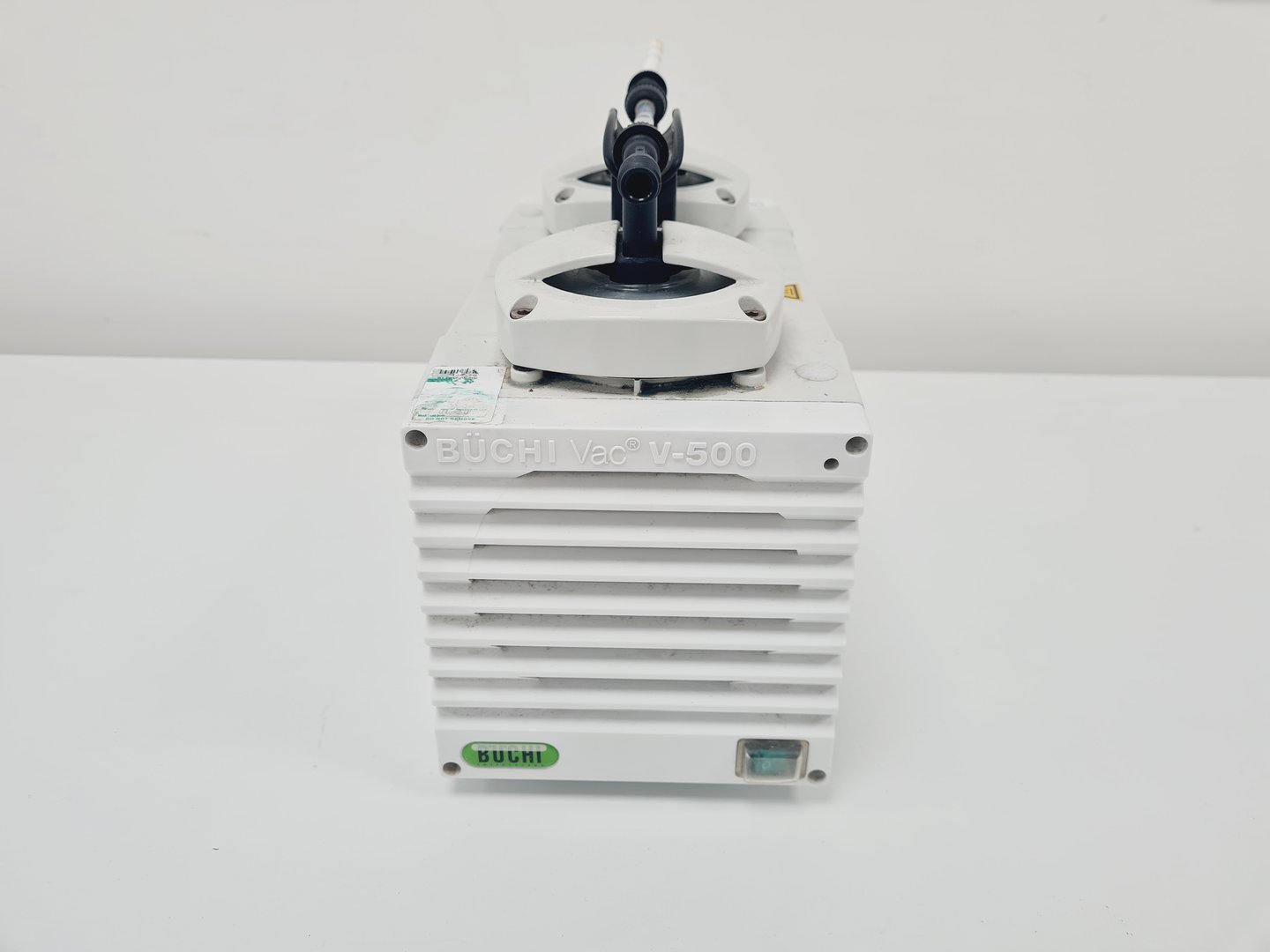 Image of Buchi Vac V-500 Vacuum Pump Lab