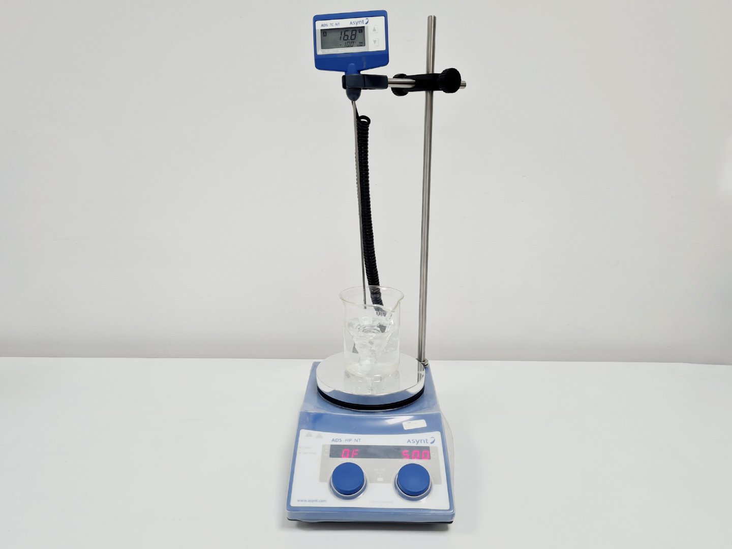 Image of IKA Asynt ADS-HP-NT Magnetic Hotplate Stirrer & ADS-TC-NT Thermometer