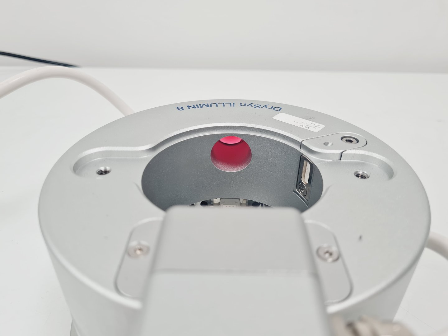 Image of Asynt ADS-HP-NT Hotplate Stirrer & Drysin Illumin8 Photoreactor Octo 8 ADS-TC-NT
