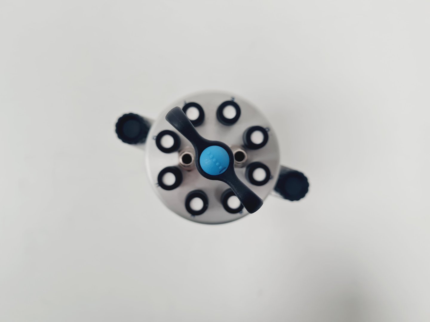 Image of Asynt ADS-HP-NT Hotplate Stirrer & Drysin Illumin8 Photoreactor Octo 8 ADS-TC-NT