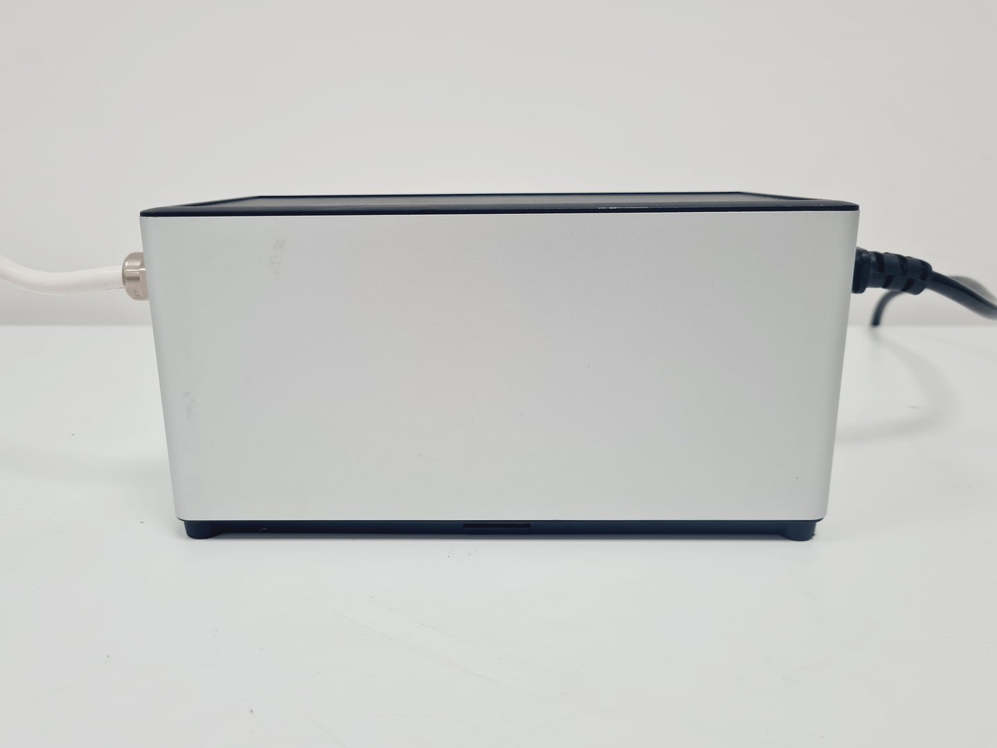 Image of Asynt ADS-HP-NT Hotplate Stirrer & Drysin Illumin8 Photoreactor Octo 8 ADS-TC-NT