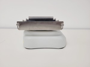 Thumbnail image of Grant-Bio Orbital Platform Shaker PSU-10i Lab
