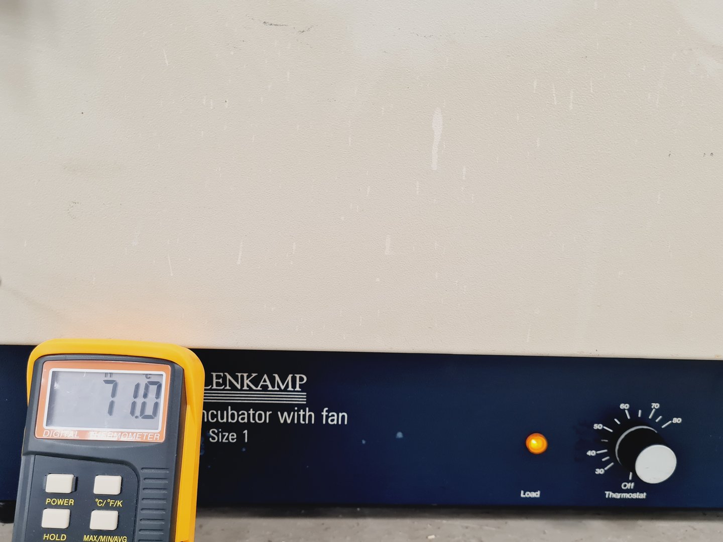 Image of Gallenkamp Economy Incubator With Fan Size 1  INA.306.010J Lab