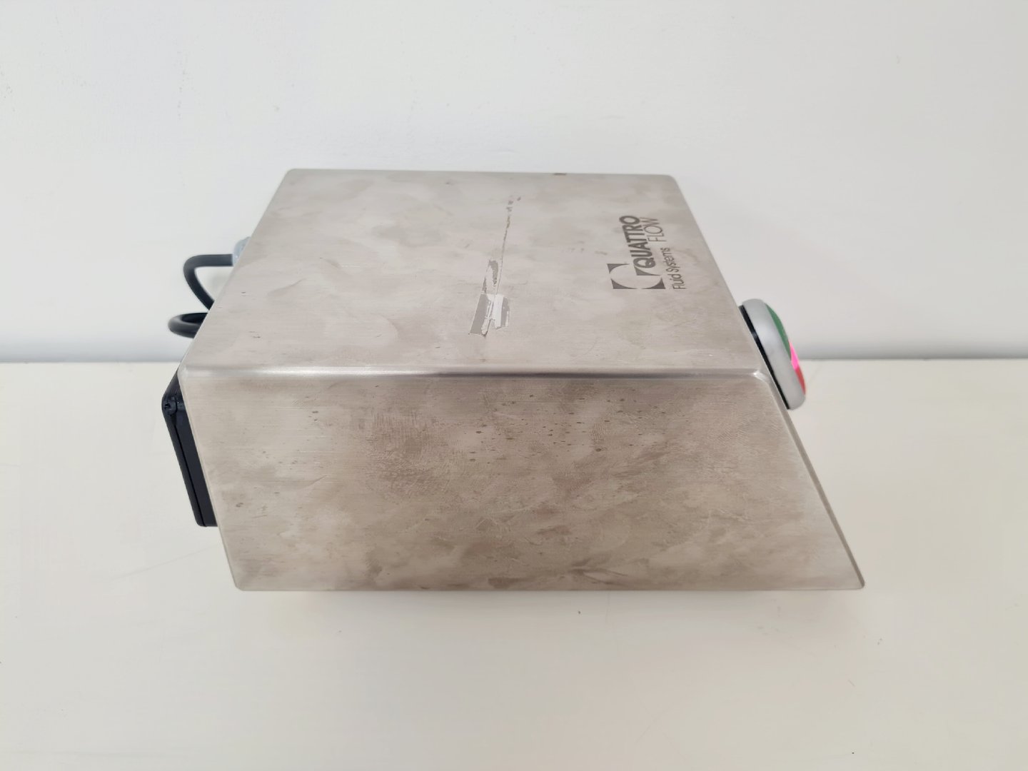 Image of Quattroflow Fluid Systems 1200 Quaternary Diaphragm Pump QF 1200-SU Lab