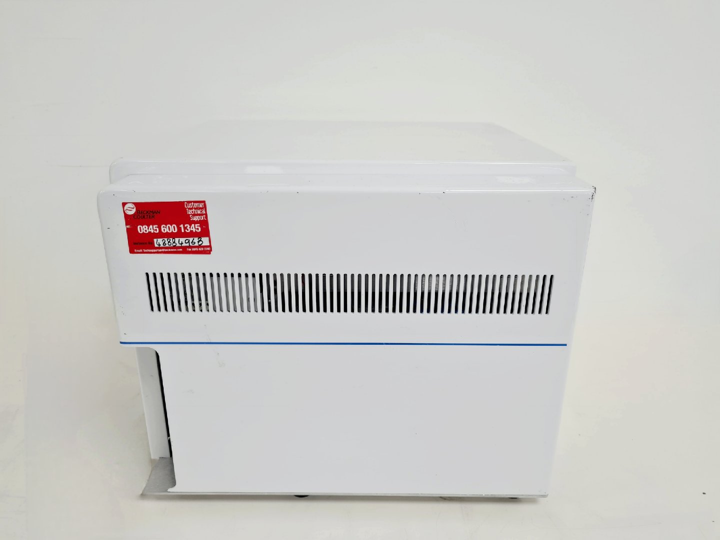 Image of Beckman Coulter CytoFLEX B3-R2-V2 Flow Cytometry Analyser Lab Spares/Repairs