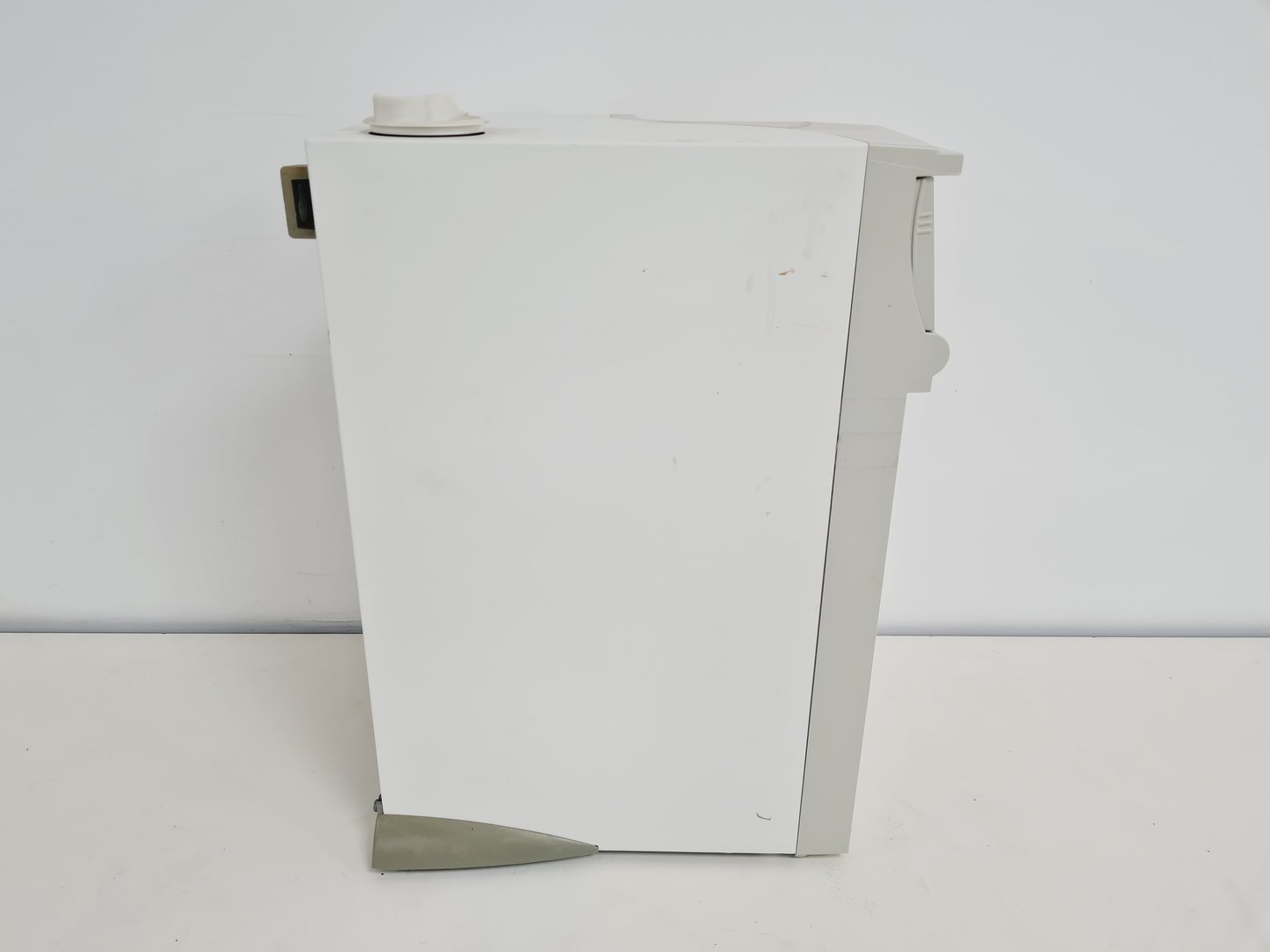 Image of Milli-Q Millipore Elix 5 Water Purification System