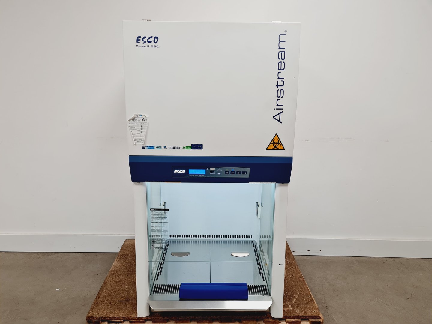 Image of Esco Class 2 BSC Airstream AC2-2E8 Safety Cabinet