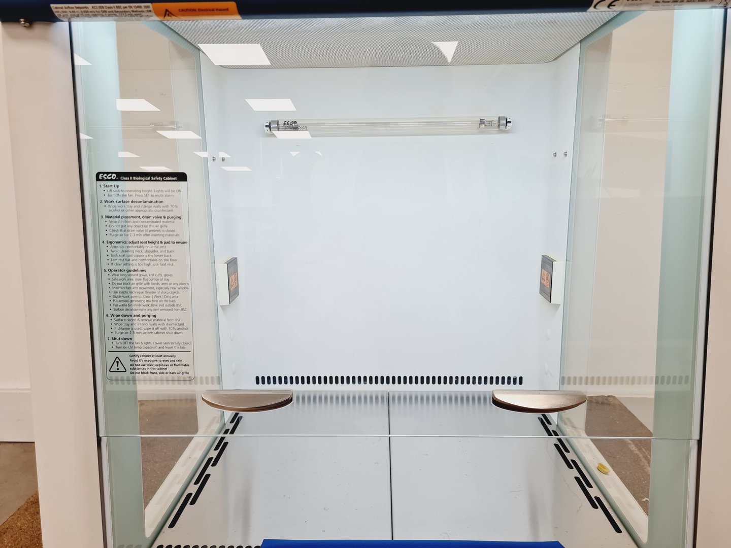 Image of Esco Class 2 BSC Airstream AC2-2E8 Safety Cabinet
