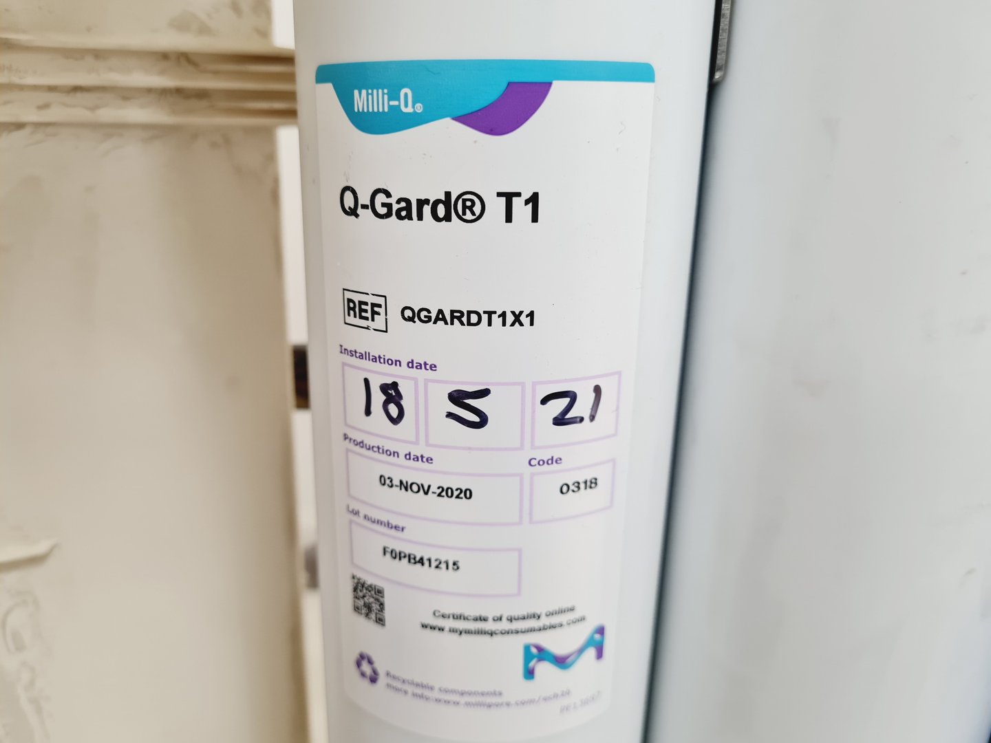 Image of Millipore Milli-Q Advantage A10 w/ Q-POD Water Purification System