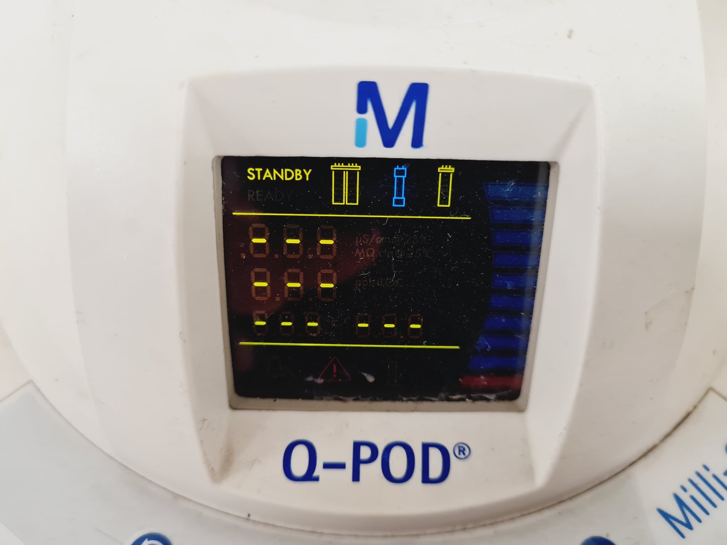 Image of Millipore Milli-Q Advantage A10 w/ Q-POD Water Purification System
