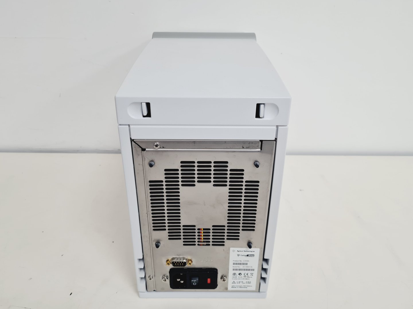 Image of Agilent 2100 Bioanalyzer System with Software & Accessories lab