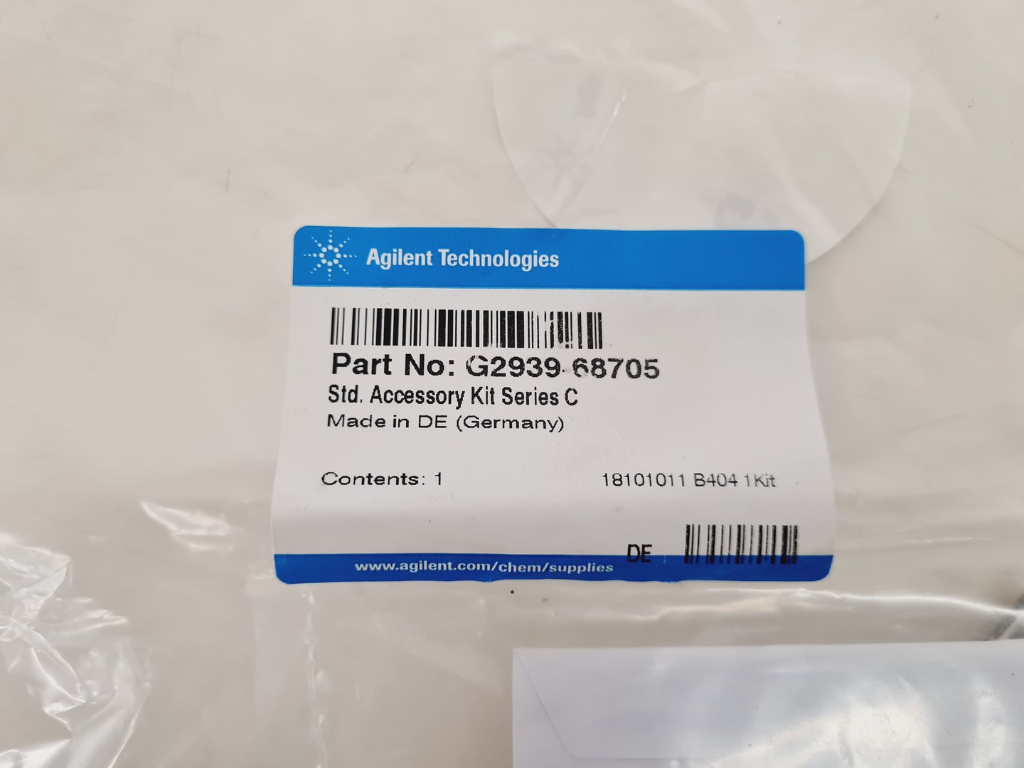 Image of Agilent 2100 Bioanalyzer System with Software & Accessories lab