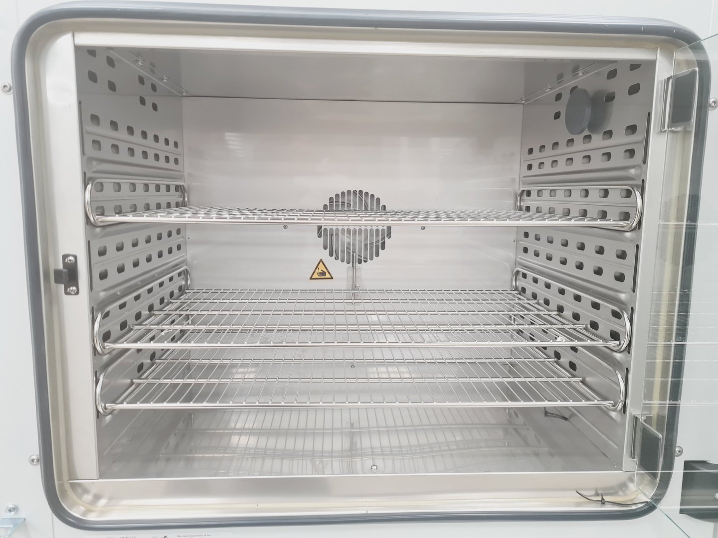 Image of Binder KB 115 Laboratory Cooling Incubator Lab