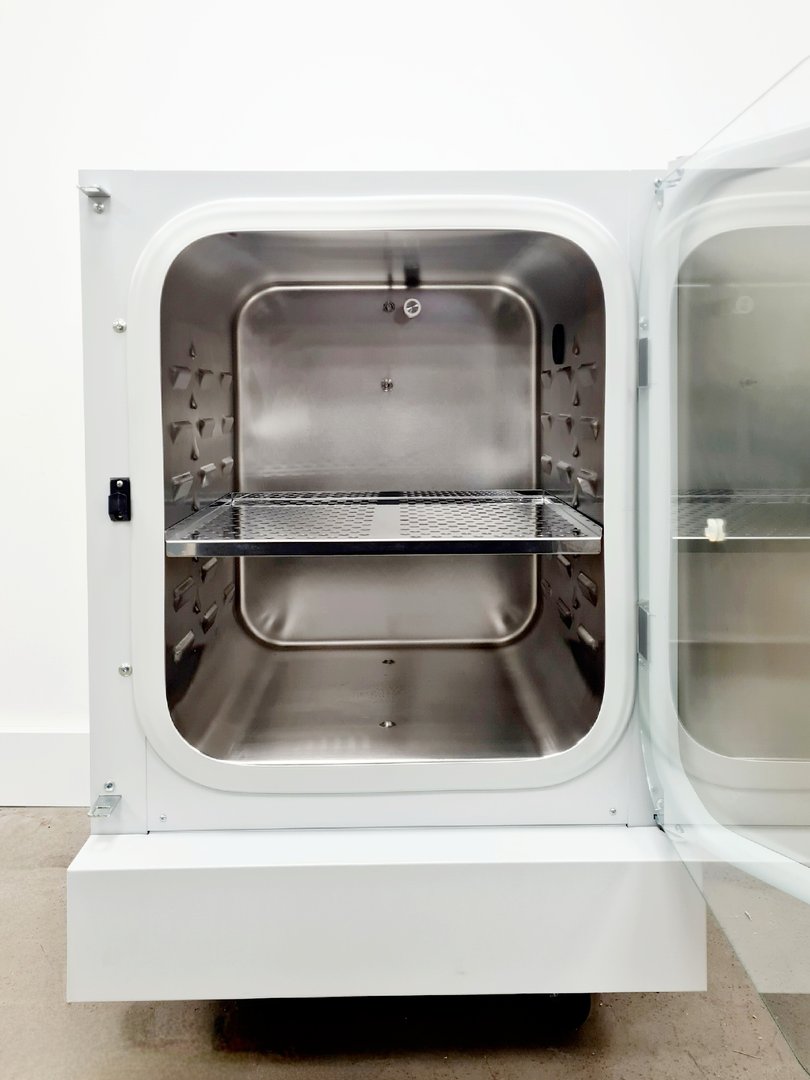Image of Binder  CO2 Laboratory Incubator Model CB 150 Lab