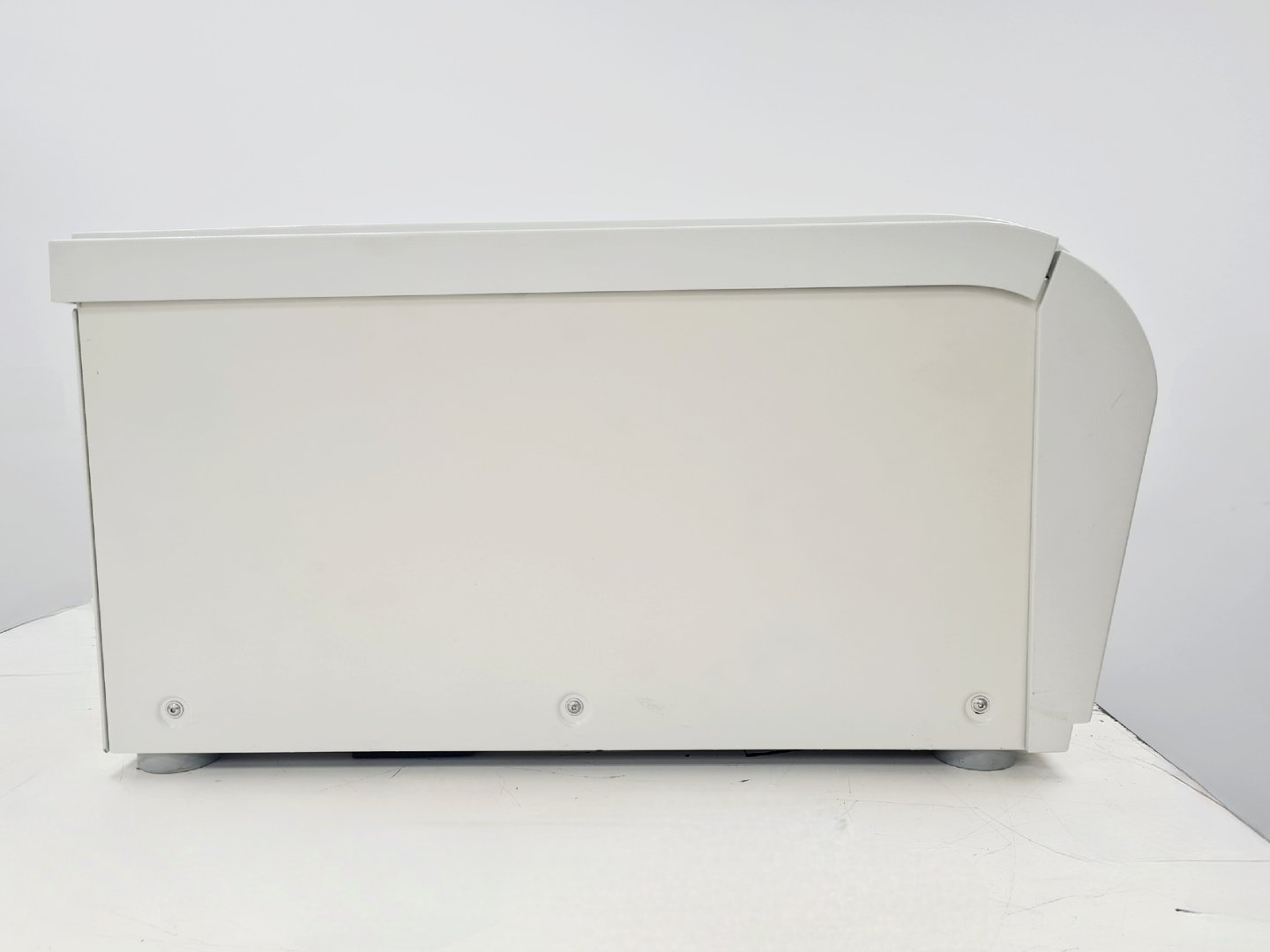 Image of Thermo Scientific Benchtop Laboratory Centrifuge Heraeus Megafuge 40R Lab