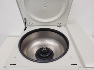 Thumbnail image of Thermo Scientific Heraeus Megafuge 40R Laboratory Centrifuge Lab