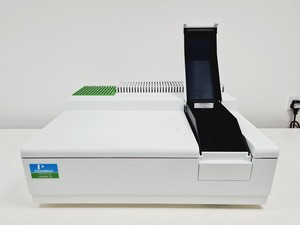 Thumbnail image of Perkin Elmer Lambda 25 UV/VIS Spectrometer System with UV Winlab Software