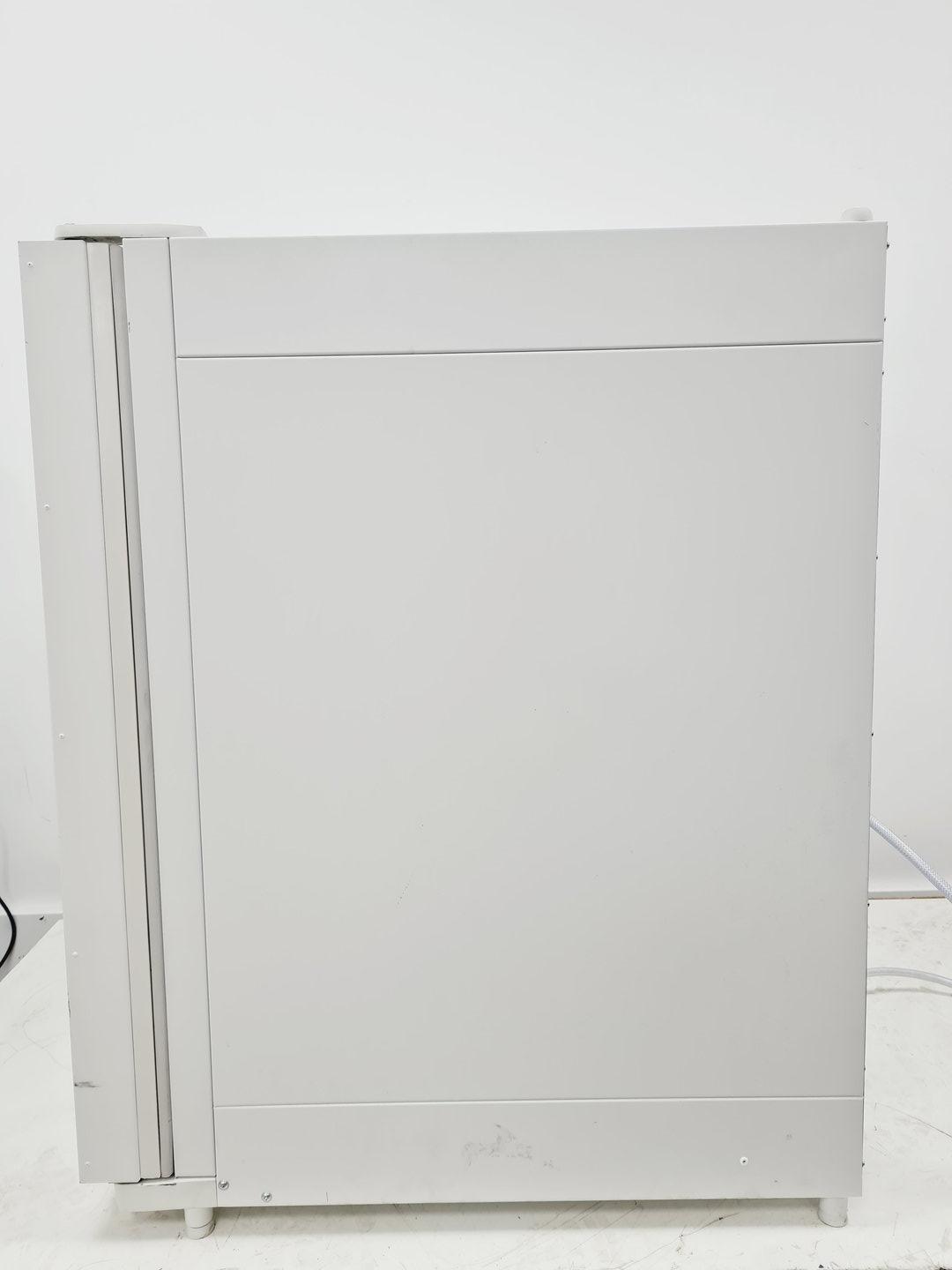 Image of Thermo Scientific Heracell 240i CO2 Incubator Lab Spares/Repairs