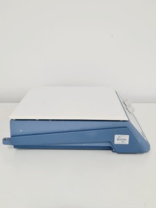 Thumbnail image of Stuart CB302 Hotplate Magnetic Stirrer Lab
