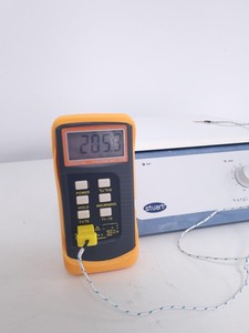 Thumbnail image of Stuart CB302 Hotplate Magnetic Stirrer Lab