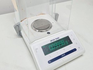 Thumbnail image of Mettler Toledo MS105DU NewClassic MF Precision Scales & P25 Printer Lab