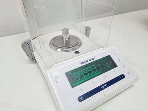 Thumbnail image of Mettler Toledo MS105DU NewClassic MF Precision Scales & P25 Printer Lab