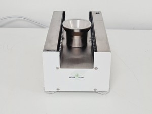 Thumbnail image of Mettler Toledo MCP105 MCP1-S Pipette Calibration Workstation with Accessories 